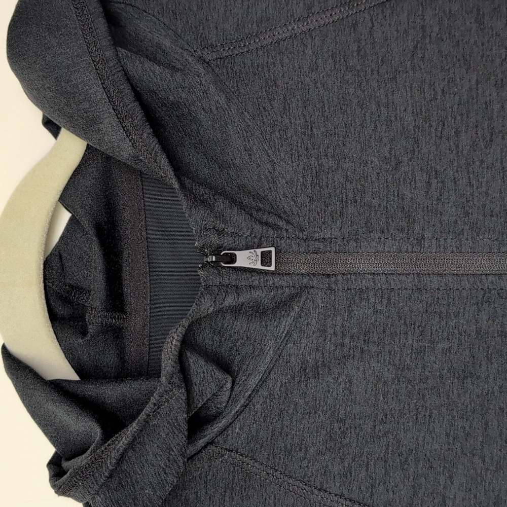 Beyond Yoga full zip hoodie medium black - Picture 2 of 6